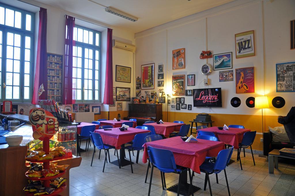 Litus Roma Hostel Lido di Ostia Exteriör bild The interior of the Legion