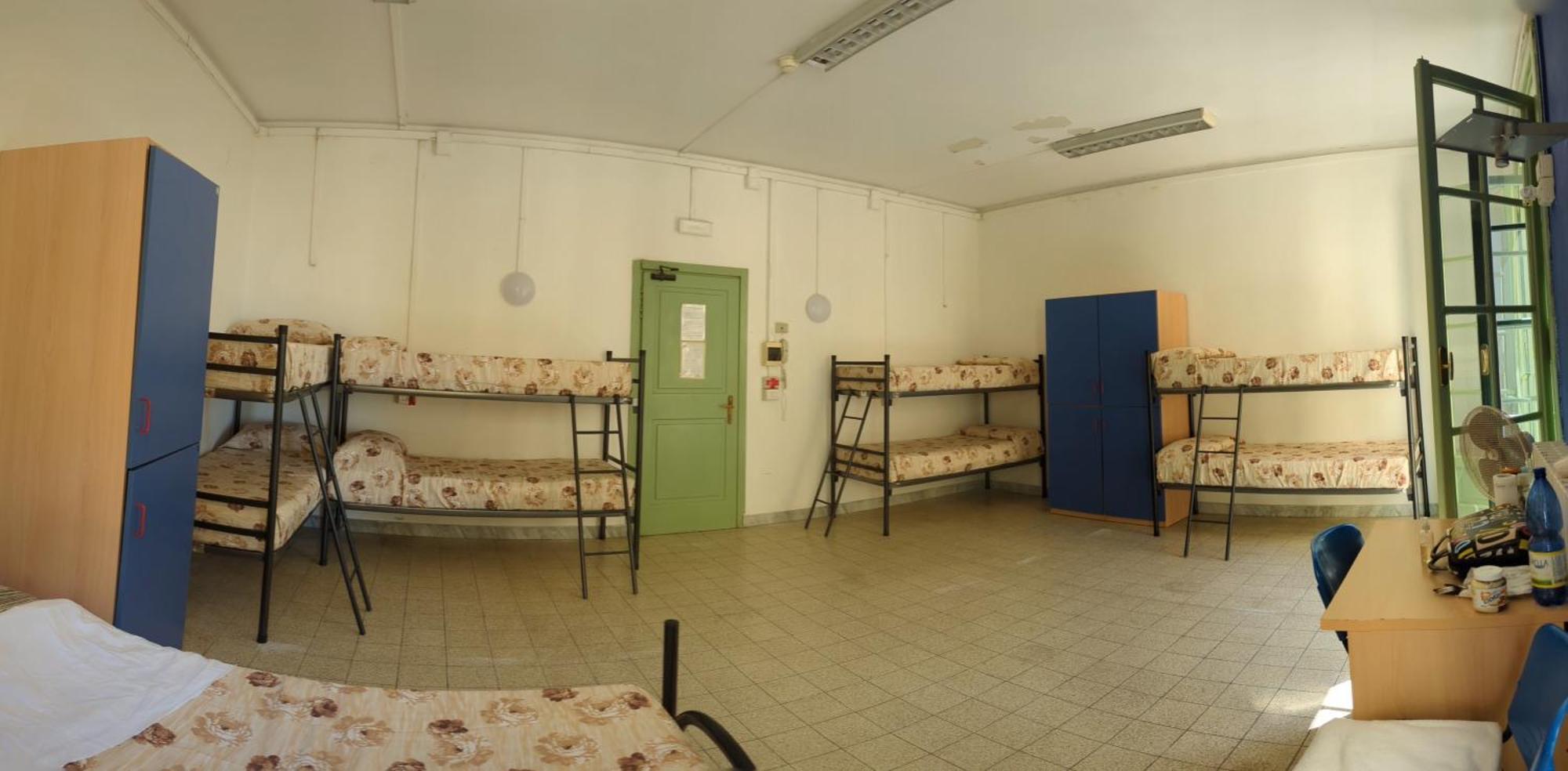 Litus Roma Hostel Lido di Ostia Exteriör bild
